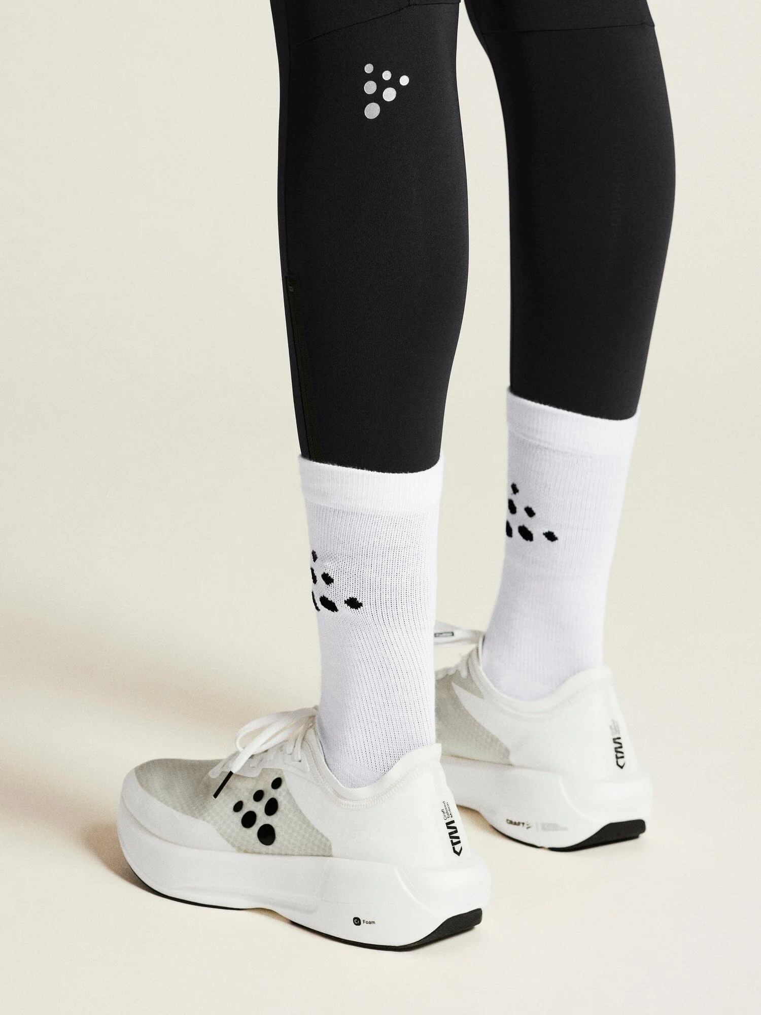 Women's Pro Trail Tights 2 - Black - Image 4