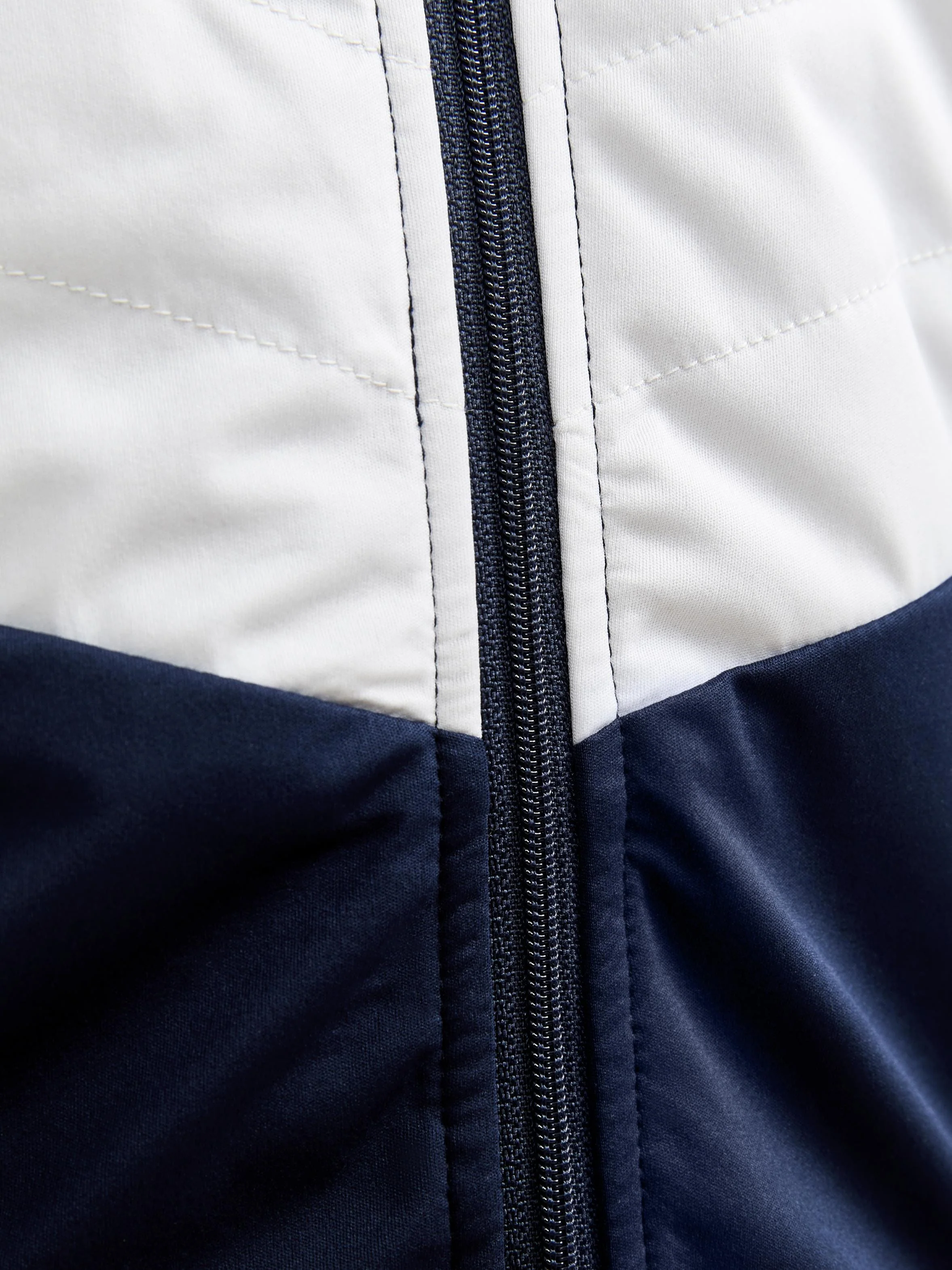 Women's Storm Balance XC Jacket - BLAZE-ASH - Image 4