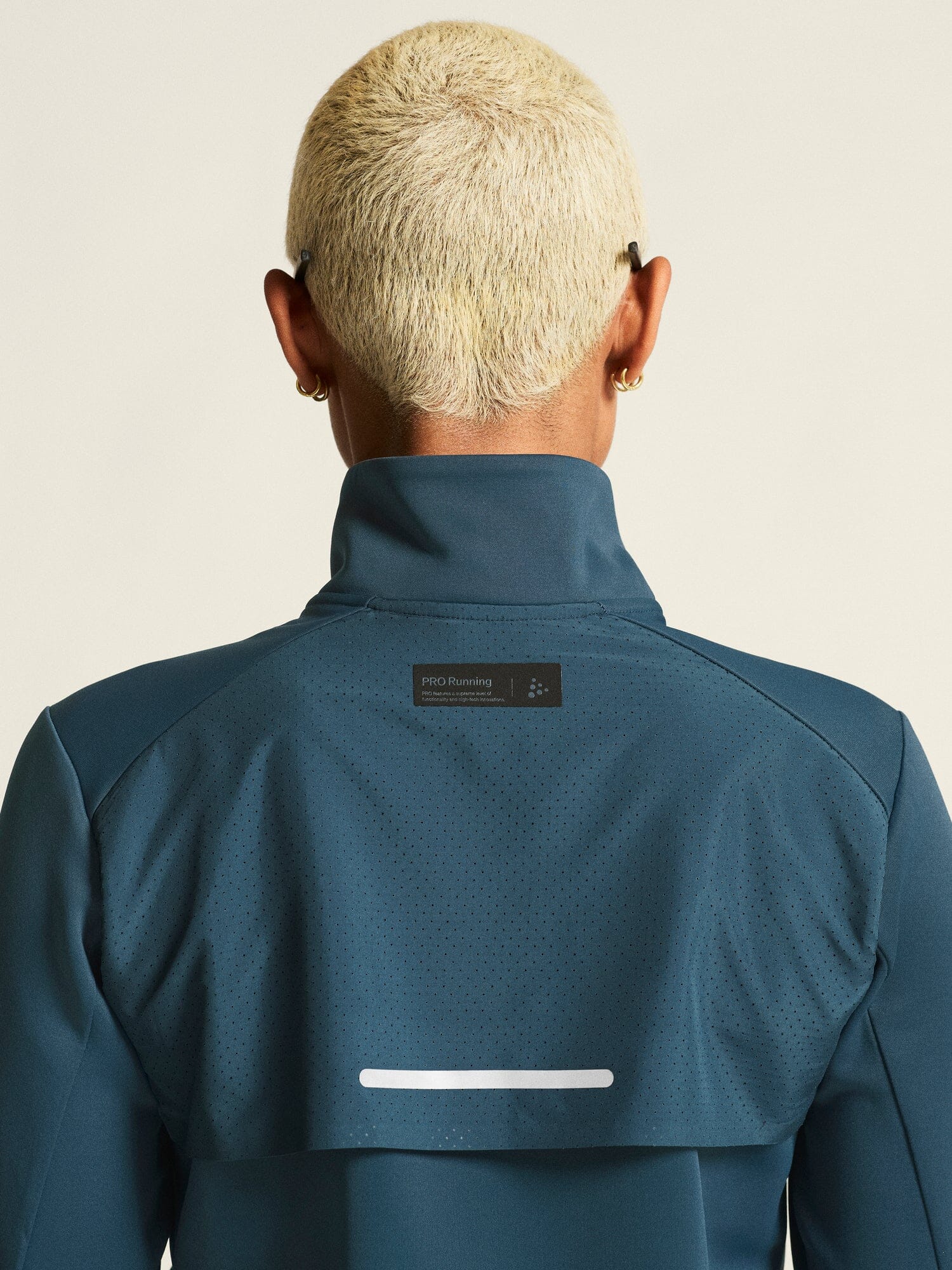 Women's SubZ Running Jacket 4 - North - Image 4
