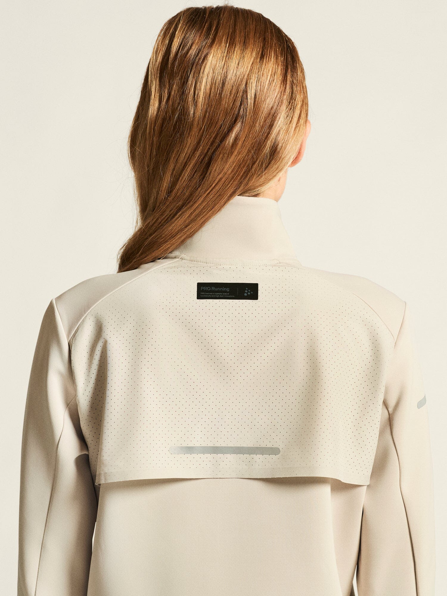 Women's SubZ Running Jacket 4 - Plaster - Image 5