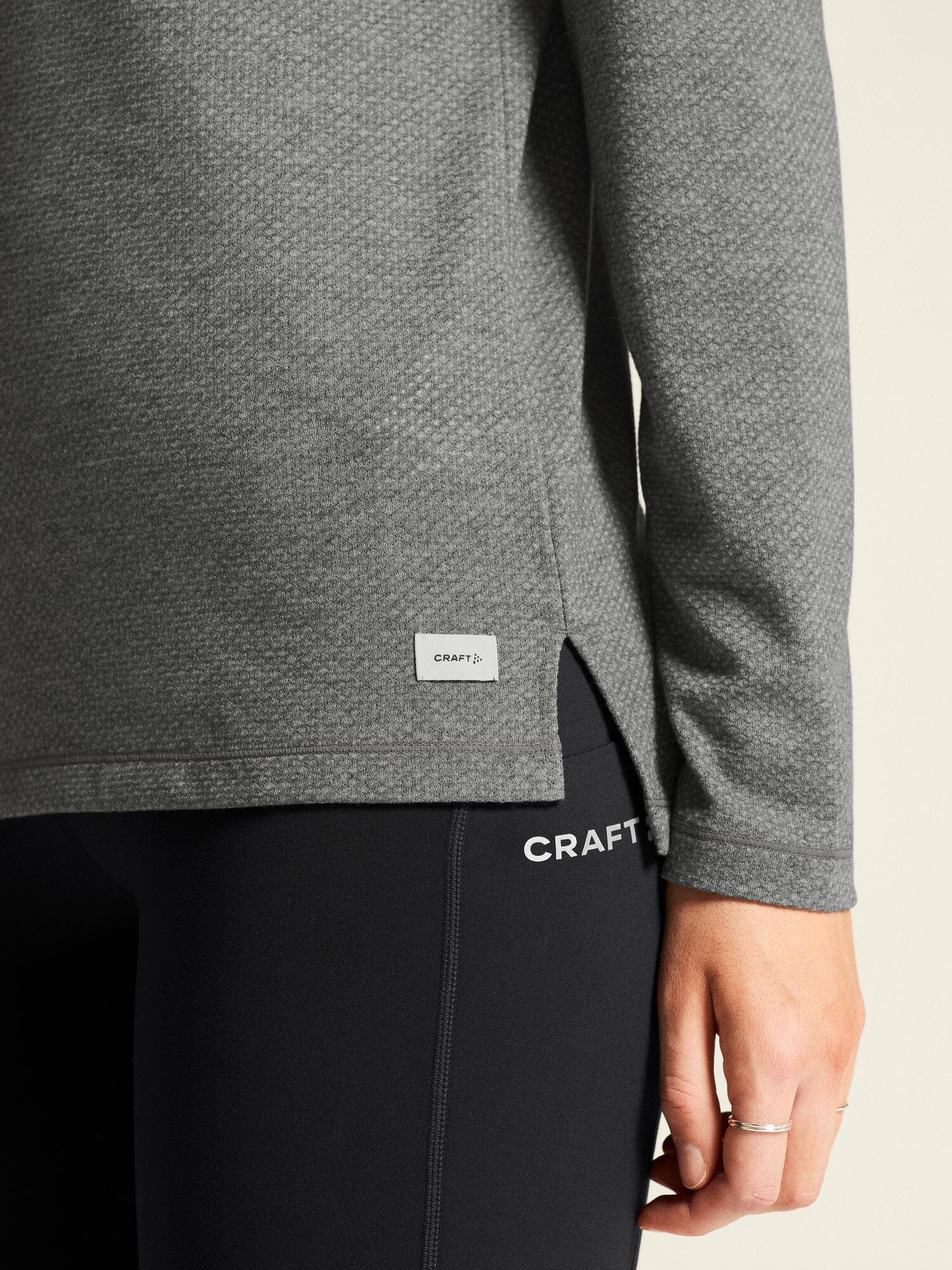 Women's Thermal Mesh CN - Dk Grey Melange - Image 4